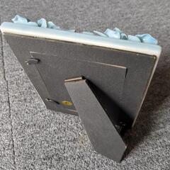 ☆陶器製バラ写真立て☆中古品の画像
