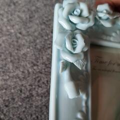 ☆陶器製バラ写真立て☆中古品の画像