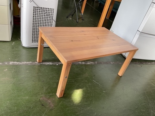 折りたたみテーブル　木目調　中古