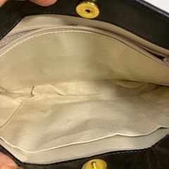☆値下げ☆K2410-571 キタムラ カットワーク ハンドバッグ 黒 ポーチ付 中古 汚れありの画像