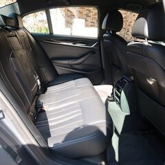 検査7年12月530i Mスポーツ ブラックレザー/アクティブクルーズ/レーンキープ/HDDナビ/地デジ/バックカメラ/3Dトップビュー/パワートランクの画像