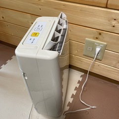 衣類乾燥除湿機　アイリスオーヤマ　DDB-20の画像