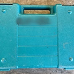 【GO-283】マキタ makita 電池インパクトドライバー 6903VDの画像