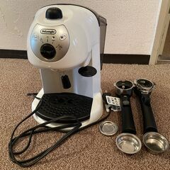 無料 デロンギ エスプレッソ＆カプチーノマシン EC200N ホ...