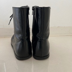 【美品】編み上げブーツ　22センチ　黒の画像