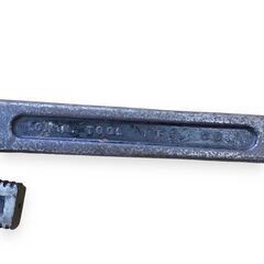 24Y714 ジ3 O.K.N. TOOL パイプレンチ SIZE24 配管 工具 中古品の画像