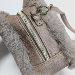 ショルダーバッグの画像