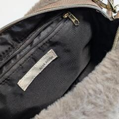 ショルダーバッグの画像