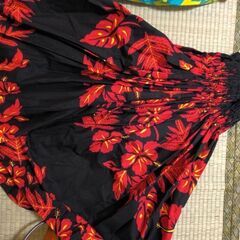 ハワイアンドレスの画像