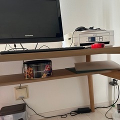 ダイニングテーブル、PCデスク
の画像