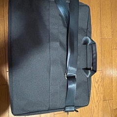 パソコンのかばんの画像
