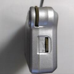 【取引中】単3乾電池で使用する携帯ラジオ　の画像