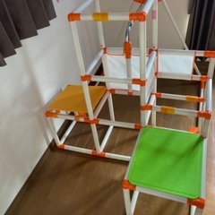 室内用ジャングルジムの画像