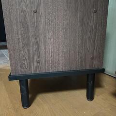 訳あり　継足されたTV台の画像