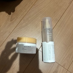 保湿ジェルとミスト化粧水