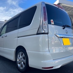 安心の1年保証付き☆フリップダウンモニター付き☆月々1.2万円〜分割払い可❗️車検2年付き！大人気☆日産 セレナ ハイウェイスター☆8人乗り☆ナビ付き☆走行中DVD見れます☆ETC付き☆バックカメラ☆ドラレコ付きのフル装備☆両側スライドドア☆クルーズコントロール搭載☆ウィンカーミラー☆フル装備☆事故修復歴無し☆車内広々三列シート‼️の画像