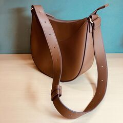 UNIQLO レザータッチワンハンドルバッグ（ブラウン）