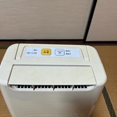 アイリスオーヤマ　衣類乾燥機除湿機RDA-2000の画像