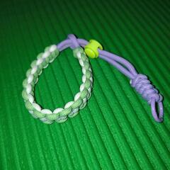 LEDライト付きクリアモバイルバッテリーライトニングの画像