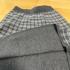 anySiS Aラインスカート チェック グレー　リバーシブルの画像