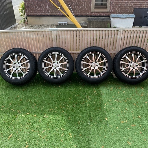 17インチスタッドレス　215/60R17
