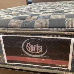 Serta セミダブルベッドの画像