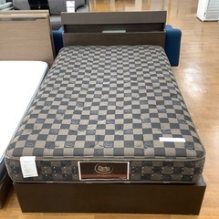 Serta セミダブルベッドの画像