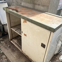 【0円 無料】物置 劣化 状態悪い 鉄クズ 鉄屑 スチール