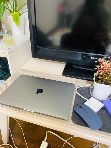 その他 MacBook pro mid 2019