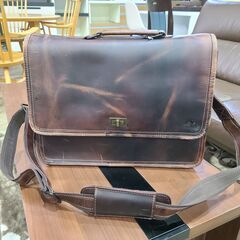 【愛品館 市原店】LEVINSONレザーメッセンジャーバック