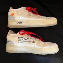 スニーカーの画像