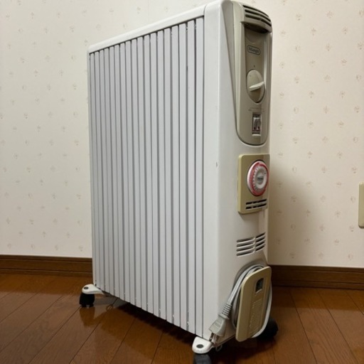 デロンギ　オイルヒーター　中古