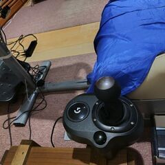 プレイシートとハンコン、シフター、シフトホルダーの画像