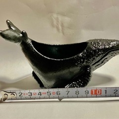 ④くじらのペーパーウエイト（タの画像