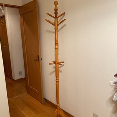 木製ポールハンガー
の画像