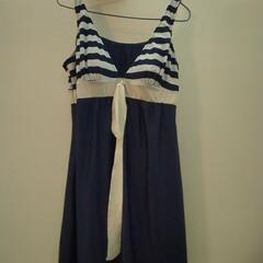 スカート付き水着です。体型隠しにピッタリです。