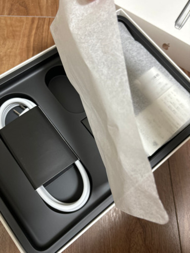 【未使用に近い!!】MacBook pro 13インチ