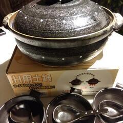 ありがとうございますm(__)m決まりました❗鍋取り器とレンゲセット使わずにしまっていました　お揃いの四日市ばんこ焼き土鍋5〜6回使用付き　の画像