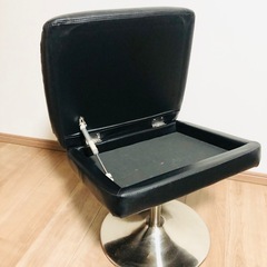 ニトリ リクライニングチェア オットマン付きの画像