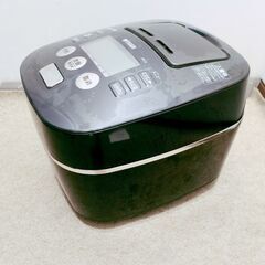🍎タイガー 土鍋圧力IH炊飯器  炊きたて5.5合 JKX-V102-KUの画像