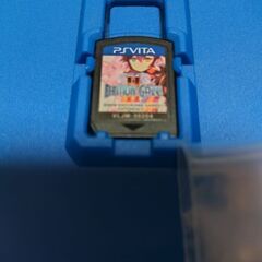 決まりました　SONY  PSvita  ゲームソフト2枚・メモリーカードセットの画像