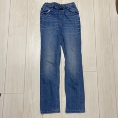 G U デニムジーンズ　150センチ