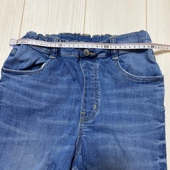 G U デニムジーンズ　150センチの画像