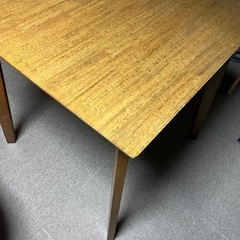 約80センチ角 テーブル すぐに片付けたので格安の画像