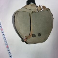 ●③水筒（倉庫整理品）１L●古いものにご理解ある方に。年代の割には綺麗★お問い合わせ前プロフィール必読ですの画像