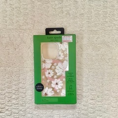 新品未使用　iPhone 15 Pro ケース　ケイトスペード
