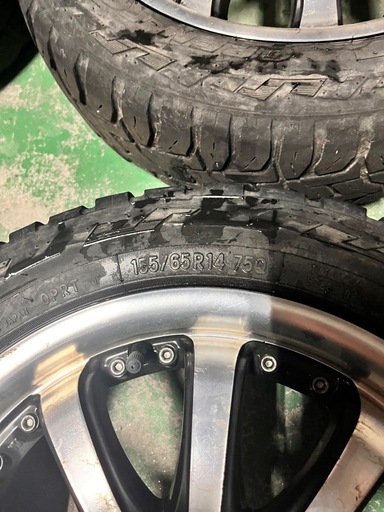 ホイール付きタイヤ