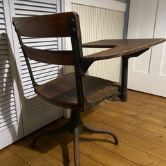 アンティーク　スクール　デスクチェアの画像