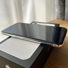 iPhone11promax iPhone シルバー 512 GB SIMフリー 携帯 本体 アイフォン 携帯電話 プロマックス Pro Maxの画像