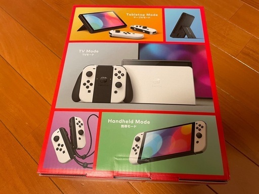 新品/未開封　Nintendo Switch（有機ELモデル） Joy-Con(L)/(R) ホワイト